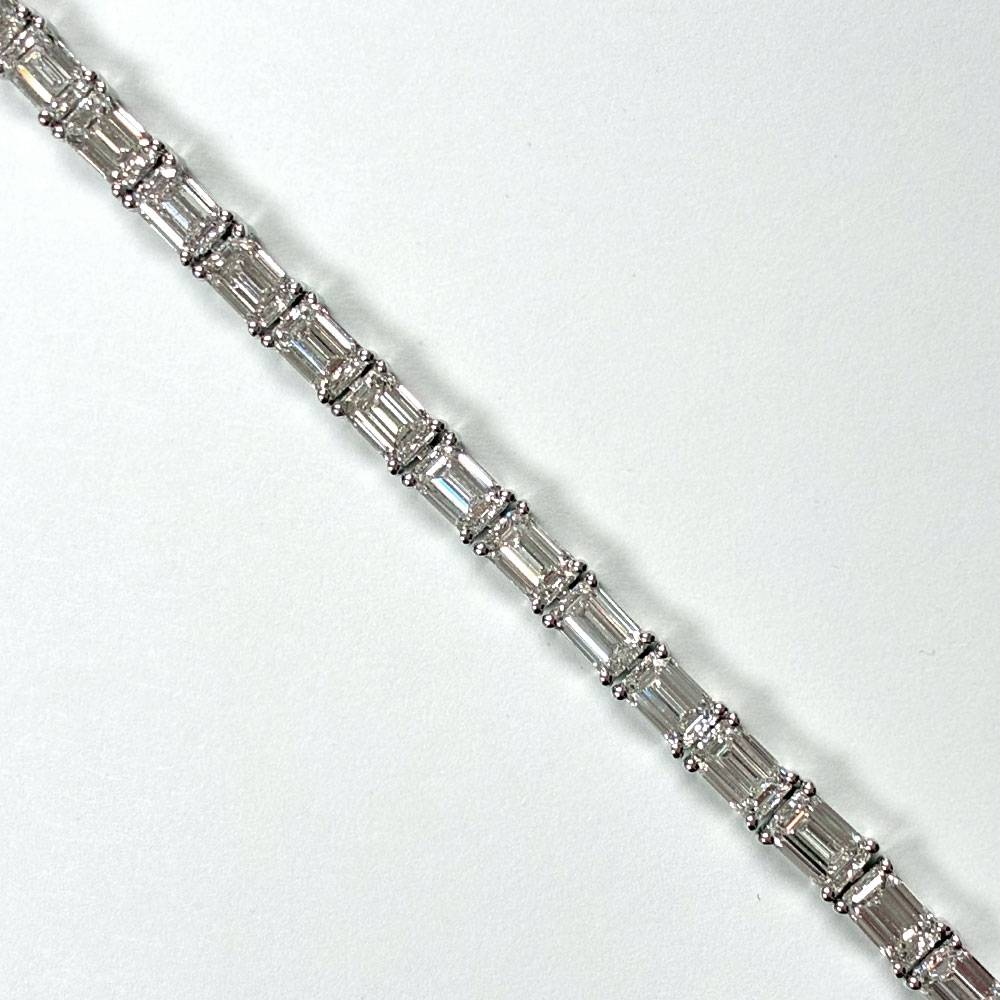 18k White Gold 11.15ctw Natural Emerald Cut Diamond 7″ Tennis Bracelet