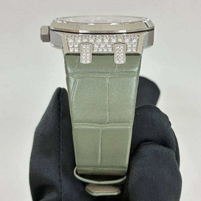 Audemars Piguet 15551BC.ZZ.D405CR.01 Royal Oak Green Dial Diamond Bezel 37mm Watch